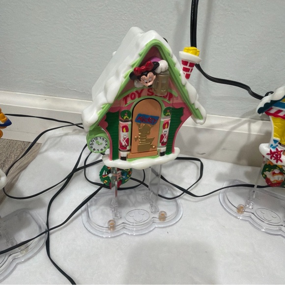 Vintage 1993 Mr. Christmas MICKEY'S CLOCK SHOP Animated Lights Carols COMPLETE - Picture 5 of 16